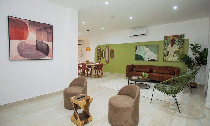 Puerto Santa Ana Apartamento | LA ROSA DEL RÍO, Luxury 3BR apartment in downtown Guayaquil by Malecón 2000