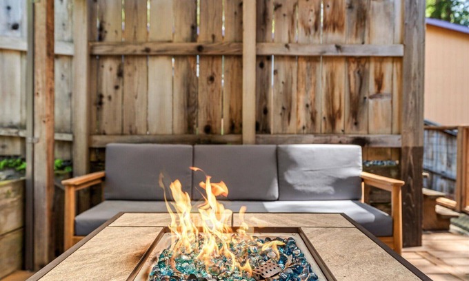 Guerneville Casa | Guerneville Escape:Top of Redwoods!Contemporary & Magical Vibe!lHtTb/WIFI/Pup