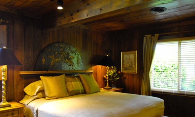 Sutherlin Cabaña | Guest Cottage near VIR and Hyco Lake