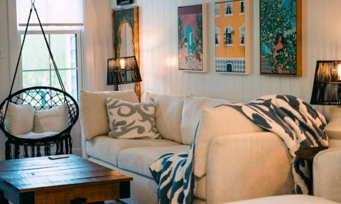 Clarksville Casa | Guest Favorite! Luxury Downtown Townhouse