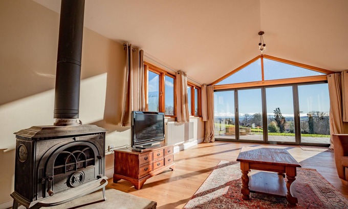 Bromyard Casa | Guest Homes | Upperley Barn