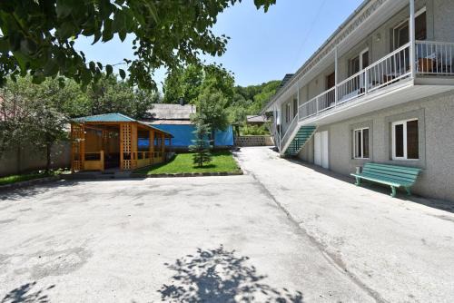 Tsaghkadzor Casa | Guest House Arsan