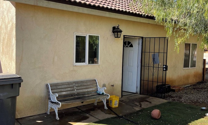 Perris Casa | Guest house at a private resort in Good Hope Area