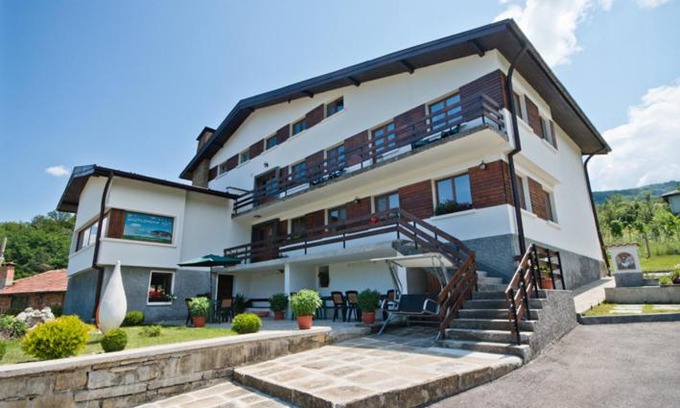 Gabrovo Casa | Guest House Balkanski Kat