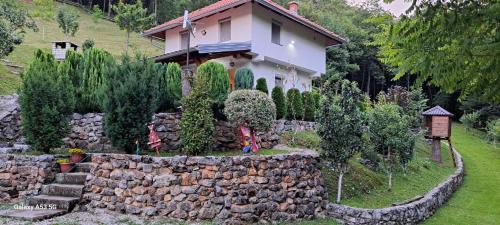 Kulen Vakuf Apartamento | Guest house Bosna