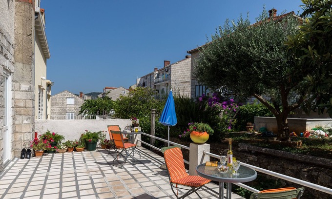 Gornji Kono Casa | Guest House Bradas
