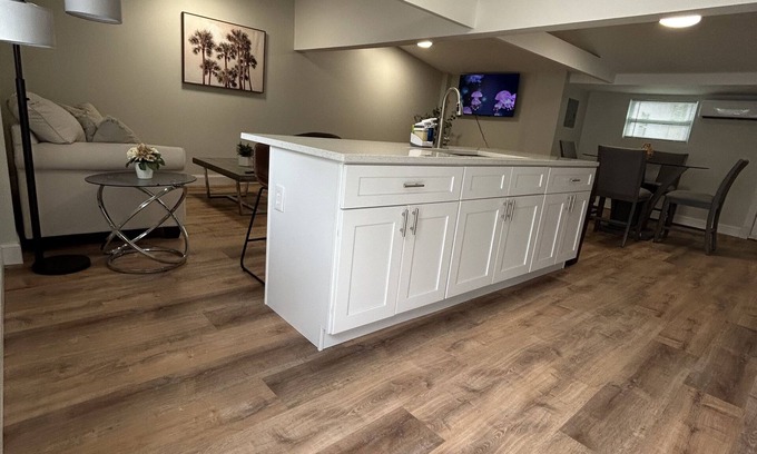 Taylor Creek Casa | Guest house bungalow