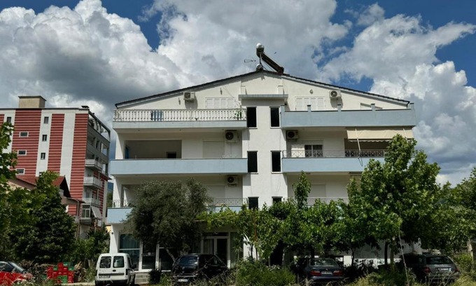 Permet Casa | Guest House Elisabeta