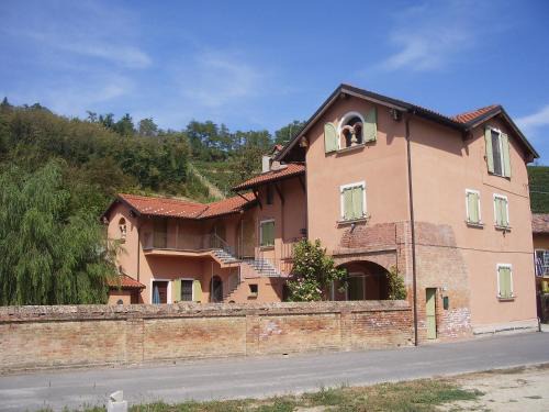 Castelnuovo Calcea Casa | Guest House I Vicini di Cesare