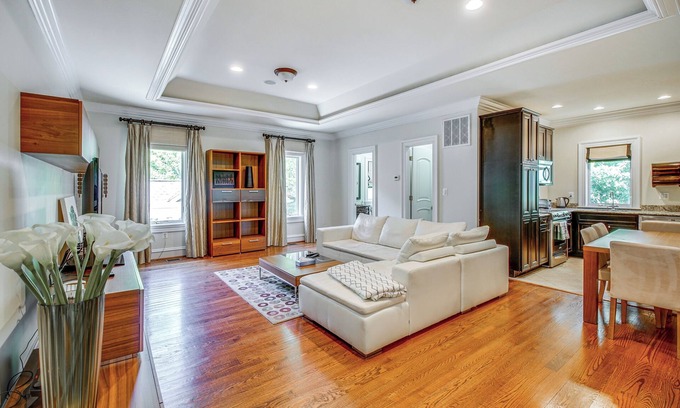 Great Falls Casa | Guest House in Private Villa ~ 23 Mi to Washington