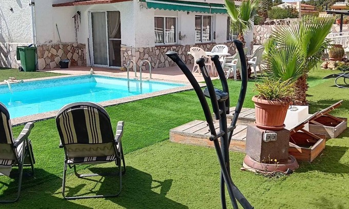 Alicante Villa | Casa de invitados dentro de villa Noah