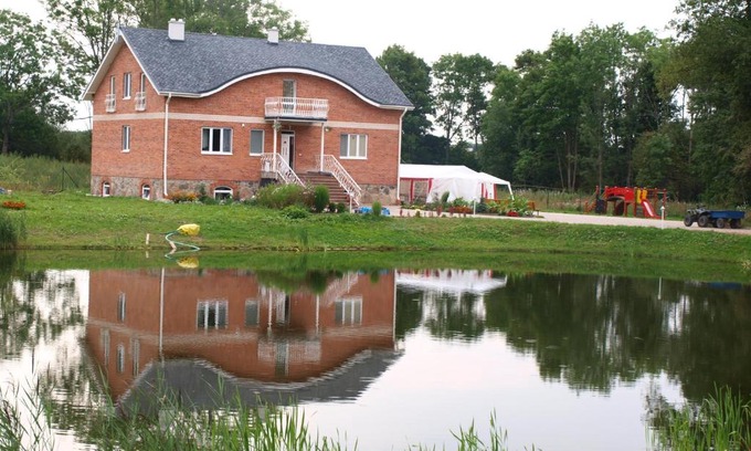 Cervonka Casa | Guest House Kalnu pūpoli