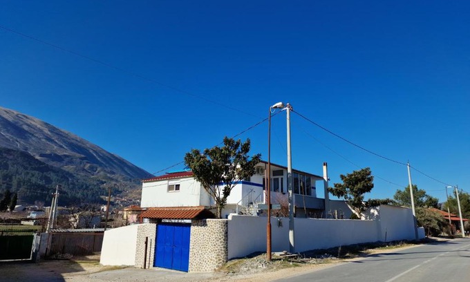 Albania Casa | Guest House KrisHen