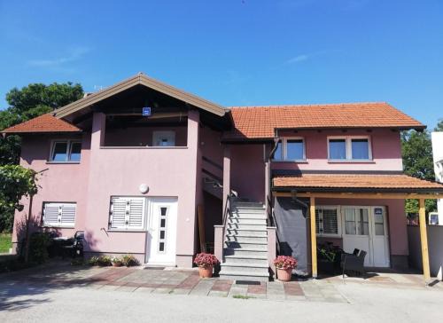 Novi Zagreb Casa | Guest House Lucija