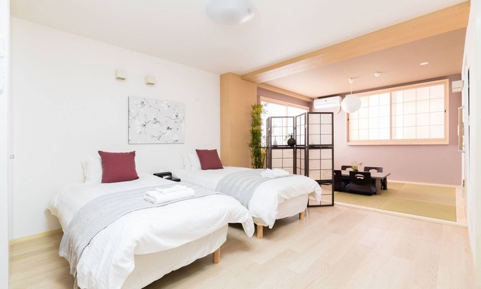 Karasumaoike Hotel | Guest House MIYABI