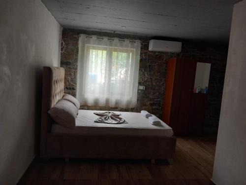 Shkoder County Casa | Guest House Natura Komani Lake