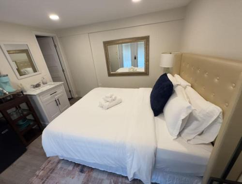 Bankers Hill Casa | Guest House next to Little Italy