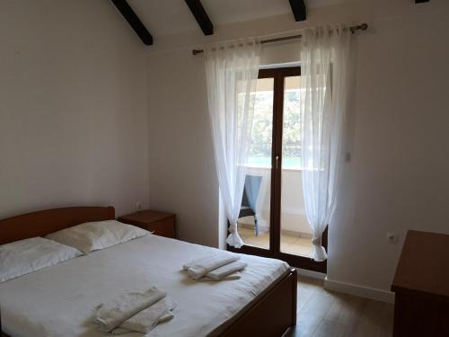 Govedari Casa | Guest House Pikala