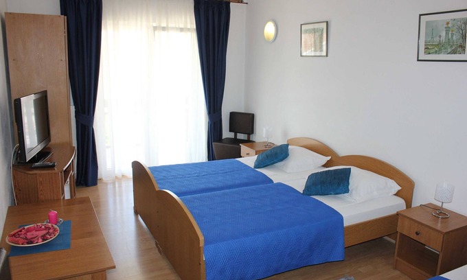 Ploce Apartamento | Guest House San Antonio - Deluxe Room with Patio no.4