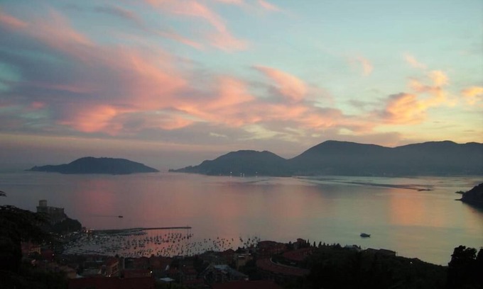 Lerici Casa | casa de huéspedes con vistas al mar