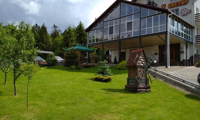 Skhidnytsya Hotel | Guest House U Sester