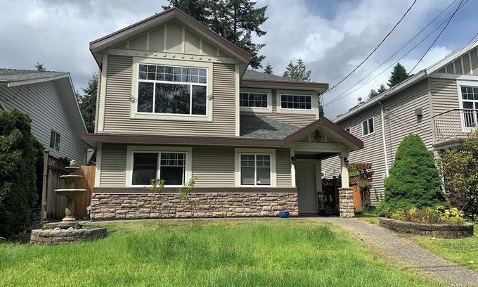 Coquitlam Casa | Guest Suite 2 beds Coquitlam Centre Mall -10min walk to Skytrain/Mall