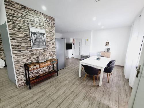 Espinho Casa | GuestHouse dos Limites