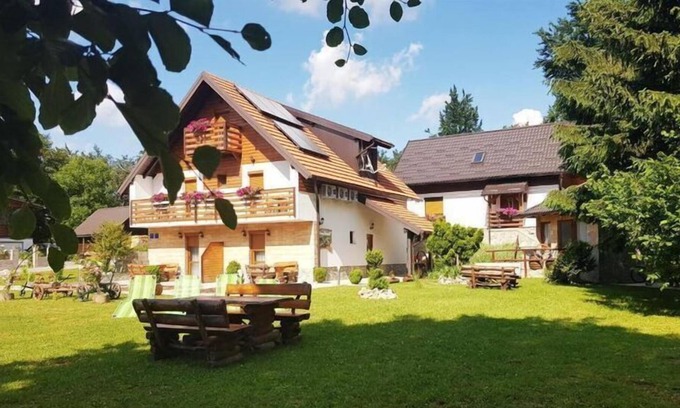 Jezerce Apartamento | Green Valley Guesthouse en Jezerce, Parque Nacional de los Lagos de Plitvice