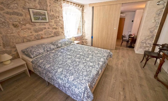 Grad Casa | Guesthouse Merla