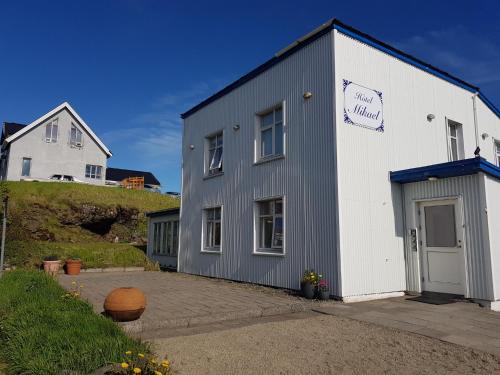 Hofn Casa | Guesthouse Mikael