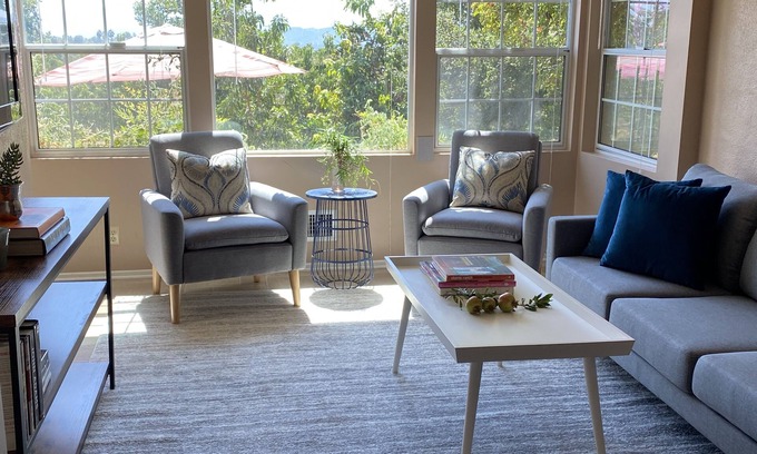 Ojai Casa | Guesthouse nestled in acres of organic avocado and pixie tangerine orchards.
