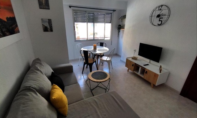 Campoamor Casa | GUESTHOUSE SHARED with HOST