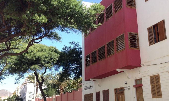 Mindelo Cama Y Desayuno | GuestHouse Soncent Lda