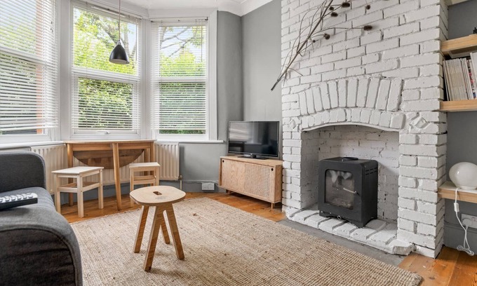 William Morris Apartamento | GuestReady - A beautiful home with garden