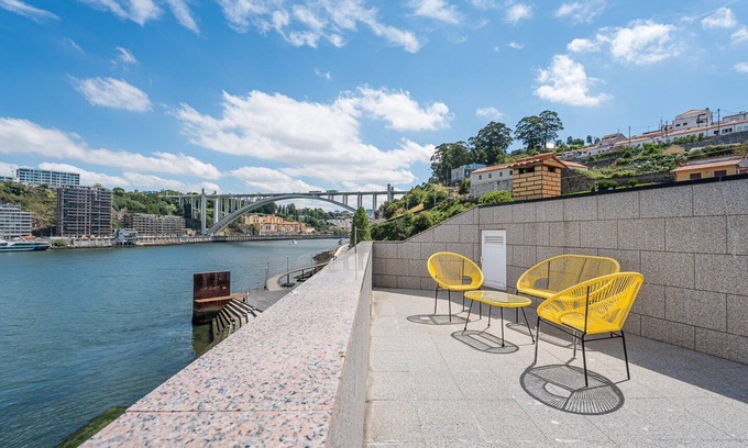 Sao Pedro da Afurada Apartamento | GuestReady - Afurada River View