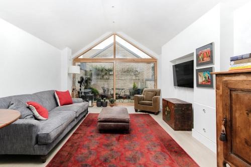 Ravenscourt Park Apartamento | GuestReady - Bauhaus Duplex in Shepherd's Bush