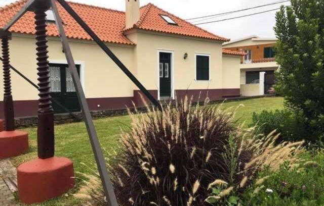 Porto da Cruz Casa | GuestReady - Casa Avó Alice