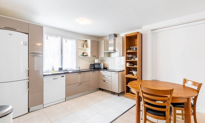 Neuilly-Plaisance Apartamento | GuestReady - Cosy stay with a terrace for 2 people
