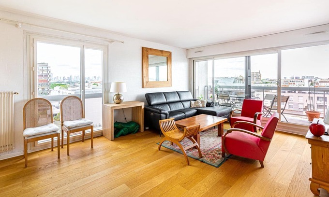 Parchamp–Albert Kahn Apartamento | GuestReady - Serene Comfort with Eiffel Tower view