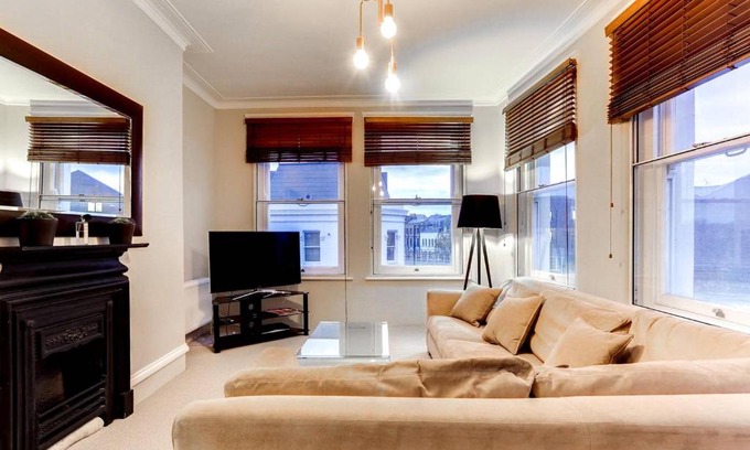Fulham Apartamento | GuestReady - Fulham large 1 bed flat in charming building