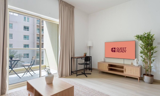 The Greens Apartamento | GuestReady - Furnished 1BR+Sofa | Al Alka Greens