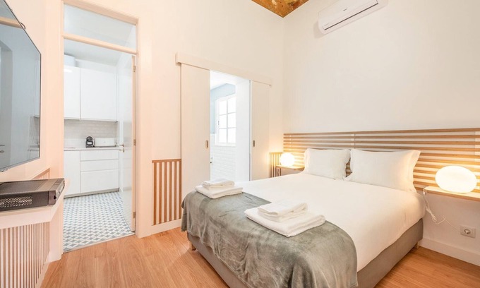 Restelo Apartamento | GuestReady - Suite Edificio Neoclásico - Unidad 1E