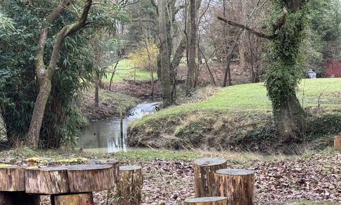 Bramley Casa | Guildford Home- River, Woodland Garden & Waterfall View, Guildford, Surrey, UK
