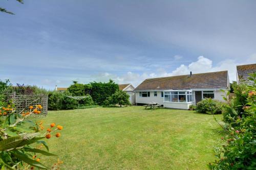 Constantine Bay Casa | Guillemot
