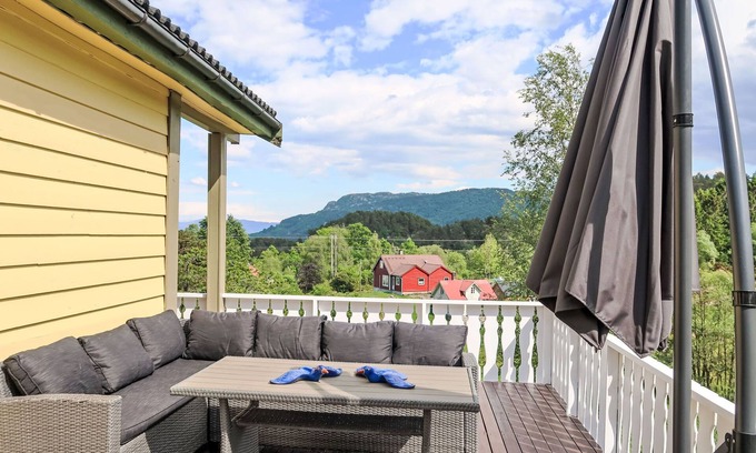 Tysnes Casa | Casa de vacaciones Gule huset (FJH639) en Reksteren - 10 personas, 5 dormitorios