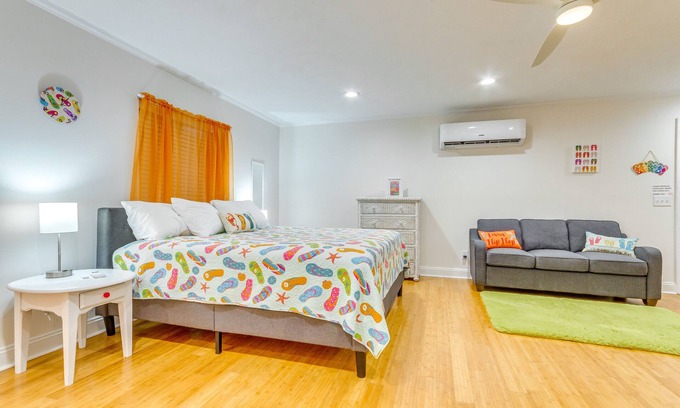Gulf Breeze Apartamento | Gulf Breeze Vacation Rental for 2 w/ Pool Access!
