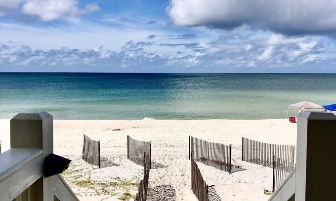Cape San Blas Casa | De nueva construcción, casa frente al golfo a pocos pasos de la playa!