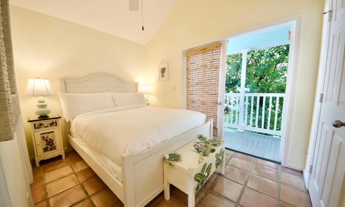 Bahama Village Casa | Gulf Getaway