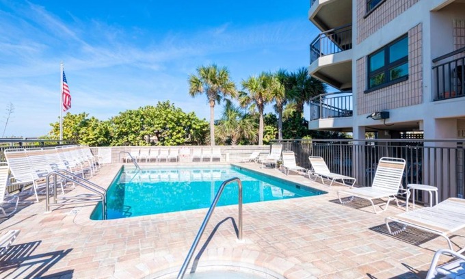 St. Pete Beach Apartamento | Gulf Strand Resort by Travel Resort Services