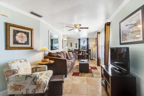 Bradenton Beach Apartamento | Gulf View Cottage #3